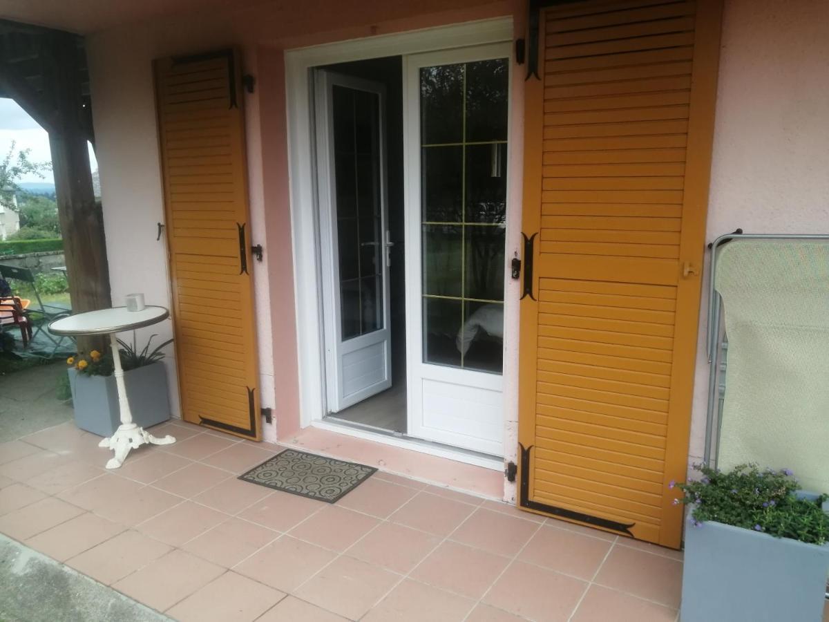 Le Petit Nid Hotel Egletons Exterior photo